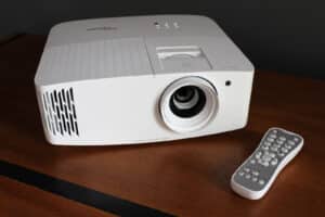 Projetor Optoma Uhd38x 4000 Lumens 3d 4k Hdr Cor Branco